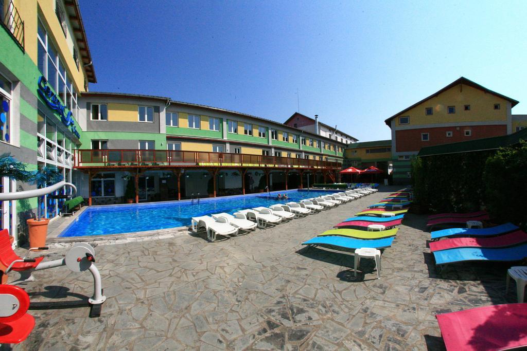 Hotel Seneca Baia Mare Exterior photo